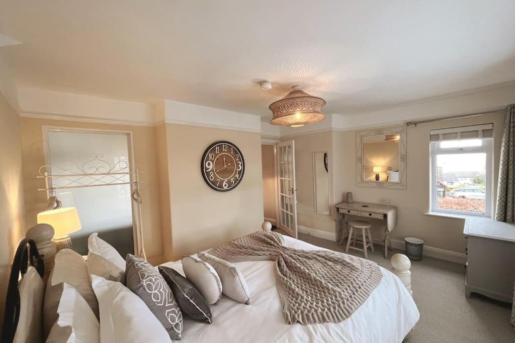 Blue Anchor House - Seaview, Hot Tub Apartments 외부 사진