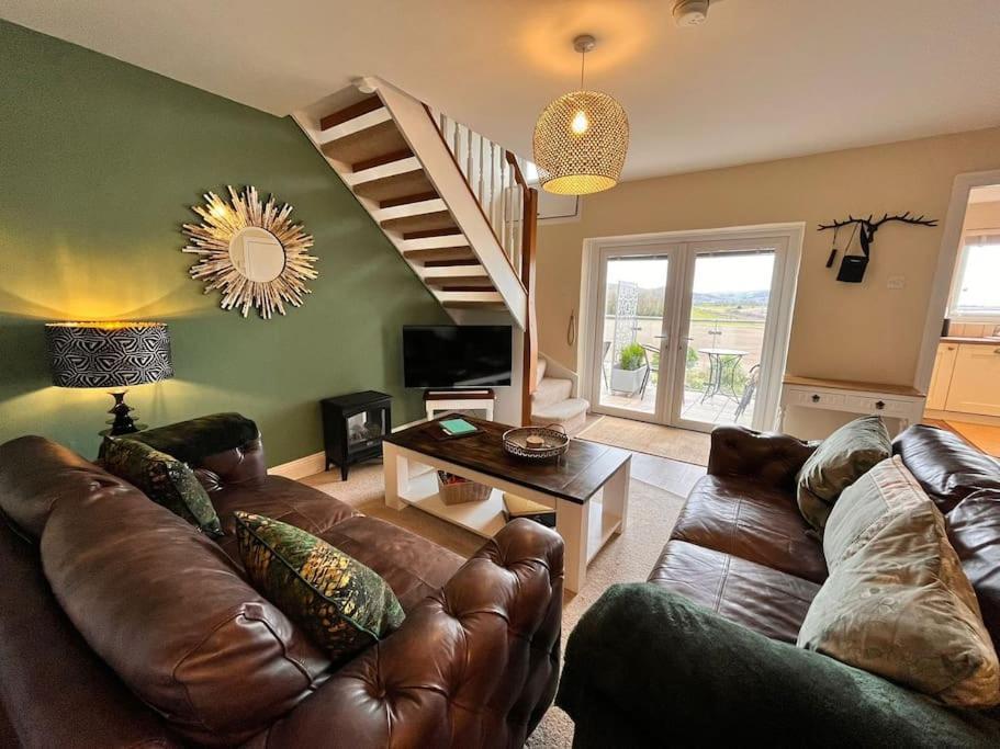 Blue Anchor House - Seaview, Hot Tub Apartments 외부 사진