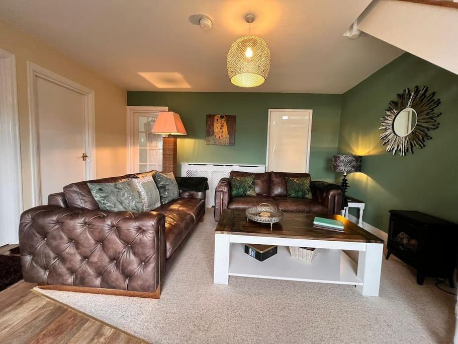Blue Anchor House - Seaview, Hot Tub Apartments 외부 사진