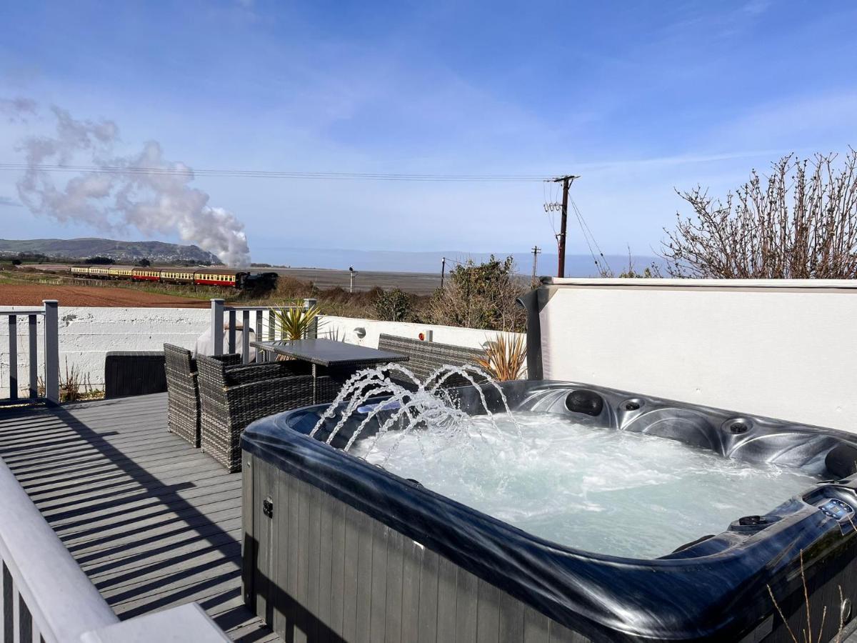 Blue Anchor House - Seaview, Hot Tub Apartments 외부 사진