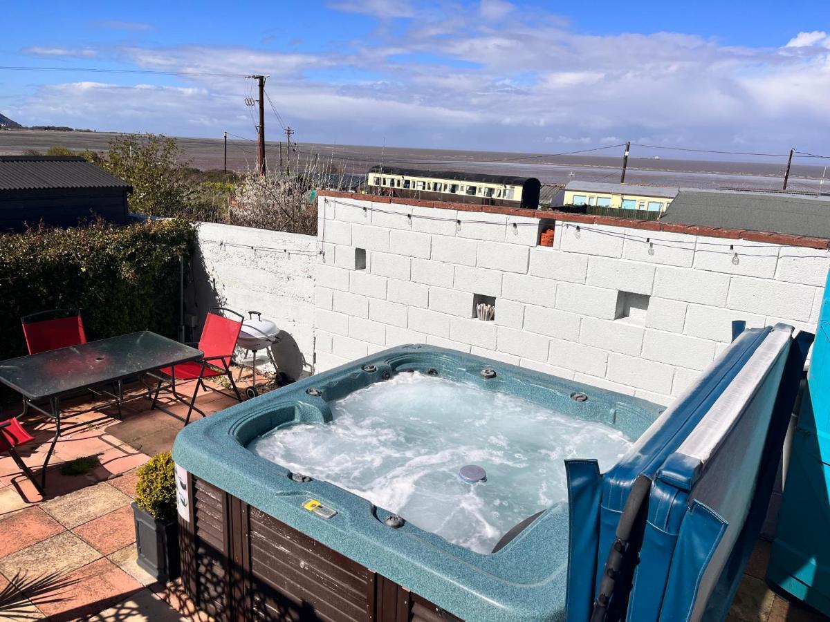 Blue Anchor House - Seaview, Hot Tub Apartments 외부 사진